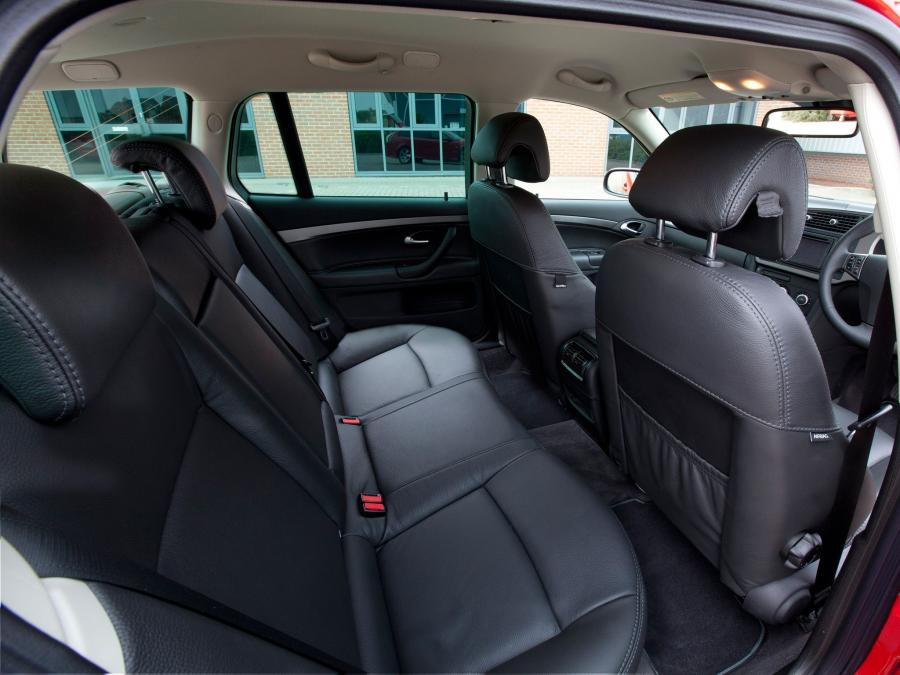  Saab 9-3 Griffin SportCombi 2011 года  (UK) (фото 22 из 25)